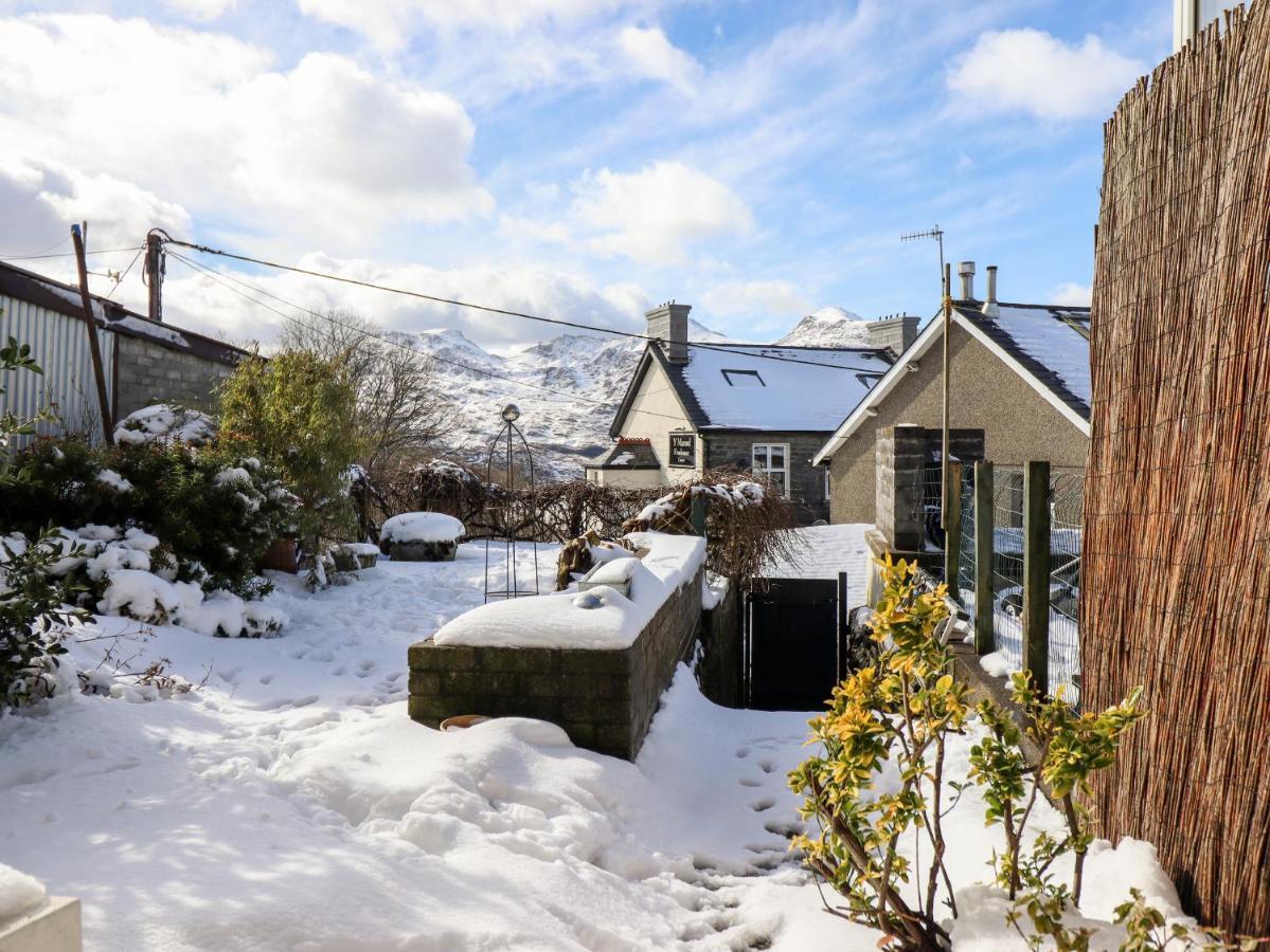 Trigfa Villa Blaenau Ffestiniog Bagian luar foto
